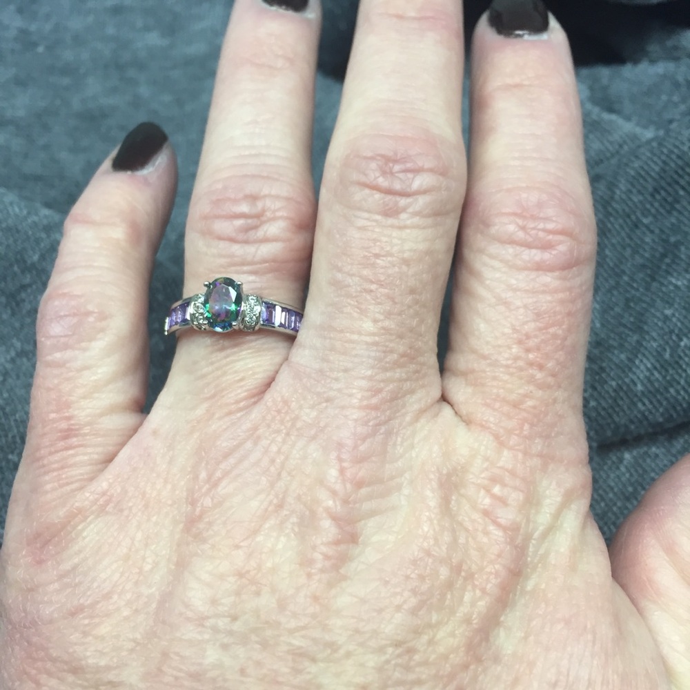 Fashion/costume Rainbow Topaz Ring - Picture 3 of 4